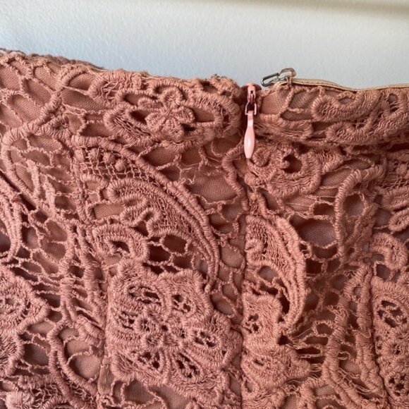 Miroa strapless lace pink dress - Picture 4 of 6